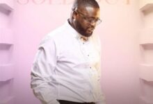 Fiston Mbuyi ft Moise Mbiye - Mololo Mp3 Download